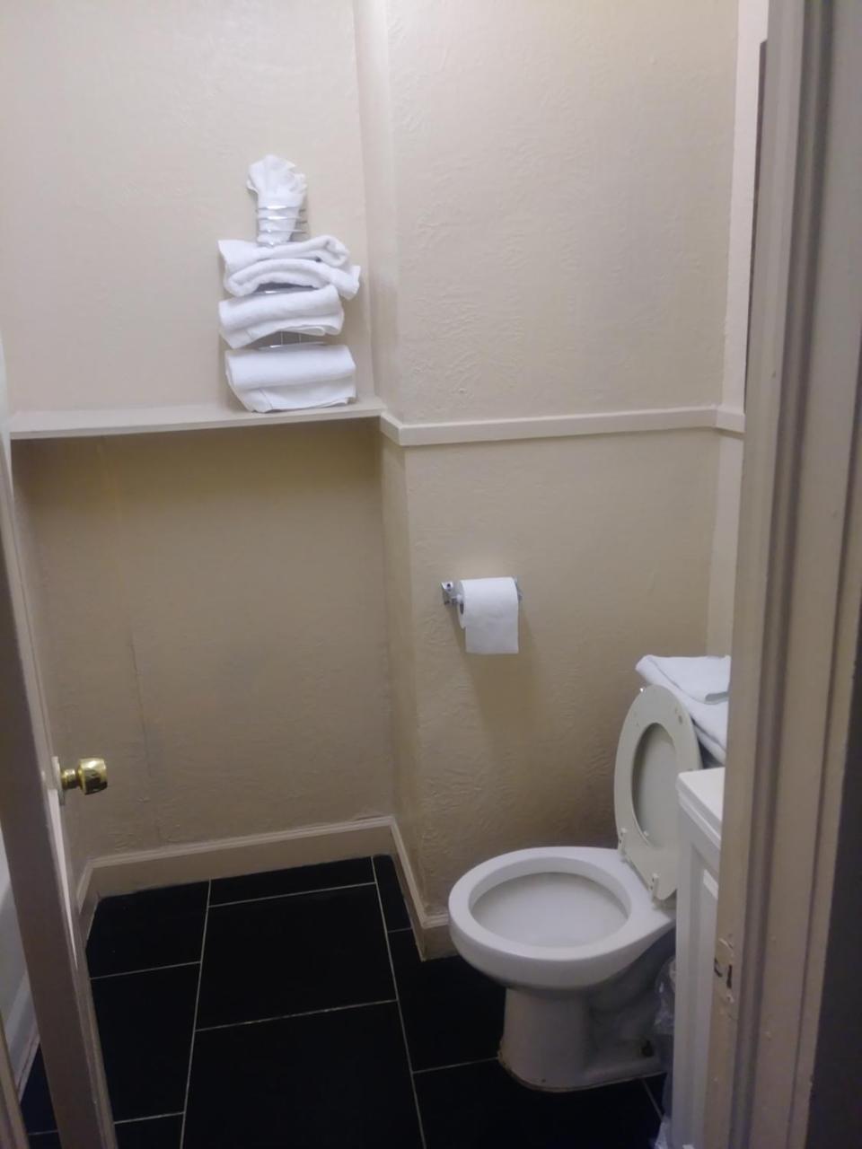 Garden Inn & Suites Нью Браунфелс Экстерьер фото